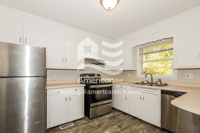 Building Photo - 6624 Dare Cir
