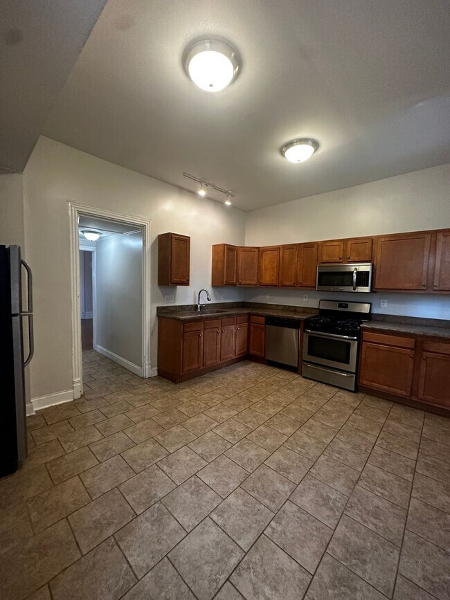 Building Photo - 7218 Meade St