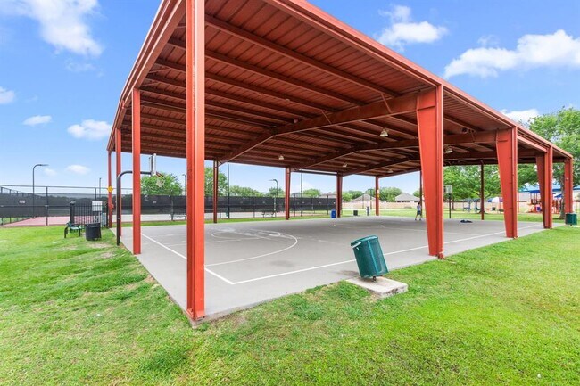 Building Photo - 25915 Hopson Meadows Dr