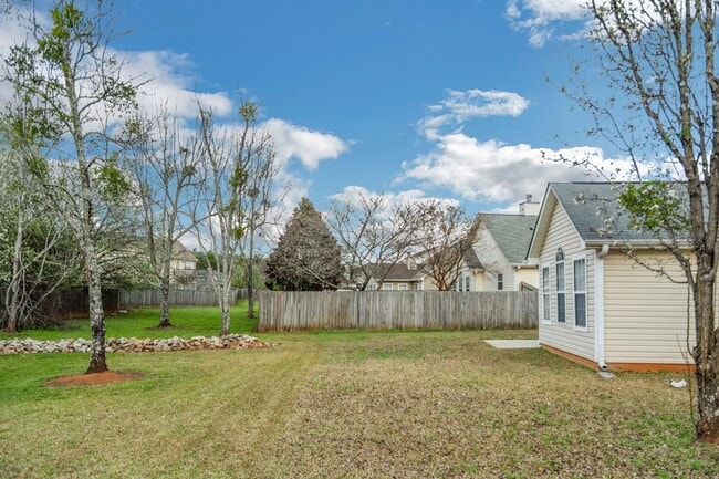 Building Photo - Coming Soon.. Prelease Now! Gorgeous 3bedroom 2bath ranch home for lease in McDonough!