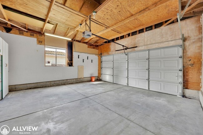 Building Photo - Charming 3-Bedroom Home in Rancho Bernardo...