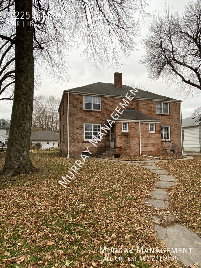 Building Photo - 1225 N Main St