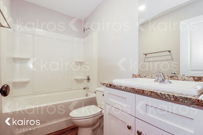 Building Photo - 135 Cottage Grove Rd