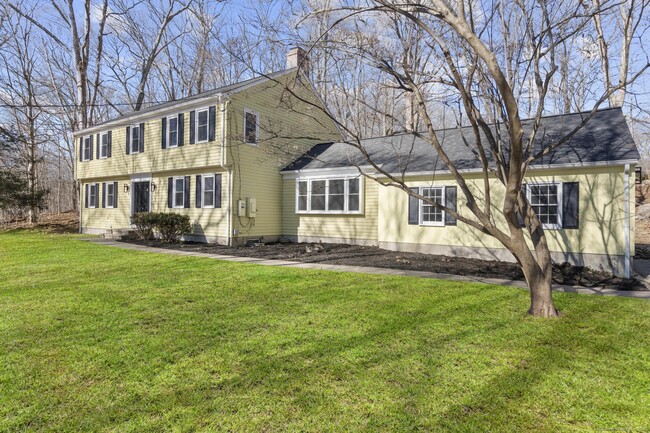 Building Photo - 40 Harkness Dr