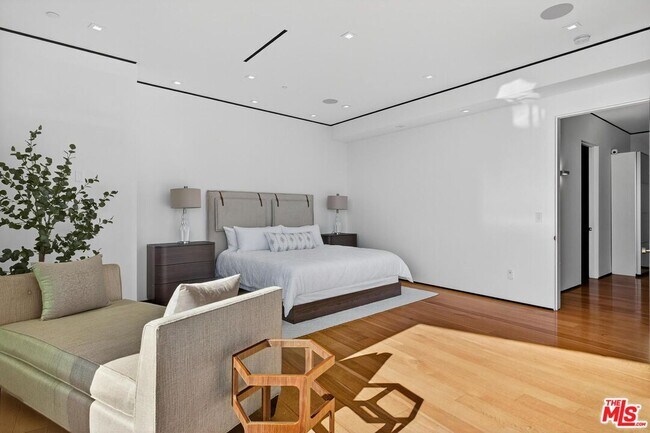 Building Photo - 17816 Porto Marina Way