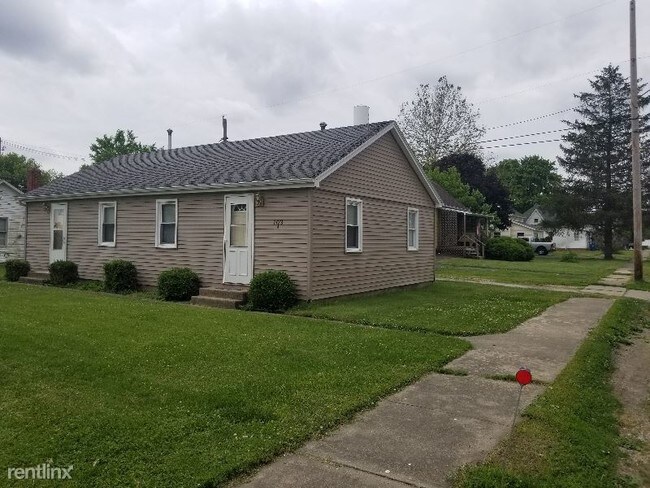 Primary Photo - 1 br, 1 bath Apartment - 103 W. Eads A Unit A