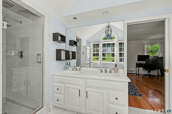 Building Photo - 59 Creeping Hemlock Dr