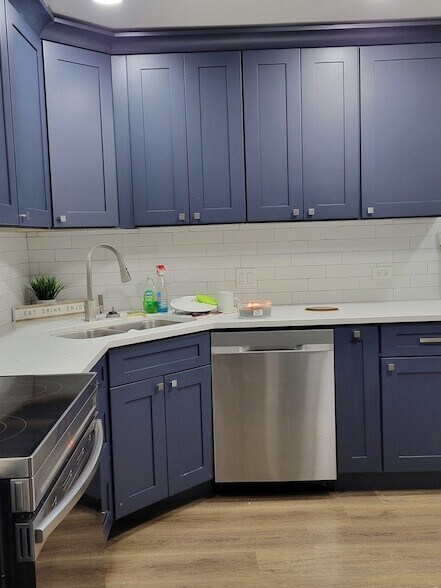 Building Photo - 1100 Holbrook Rd