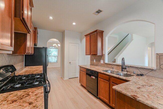 Building Photo - 25507 Marmite Dr