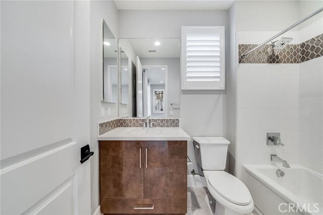 Building Photo - 212 Parkwood