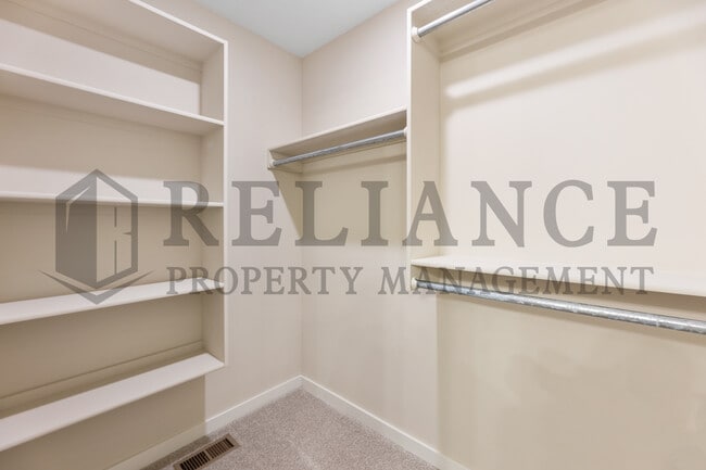 Building Photo - 12422 Blanford St