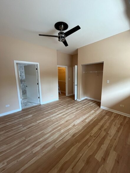 Building Photo - 4537 S Drexel Blvd