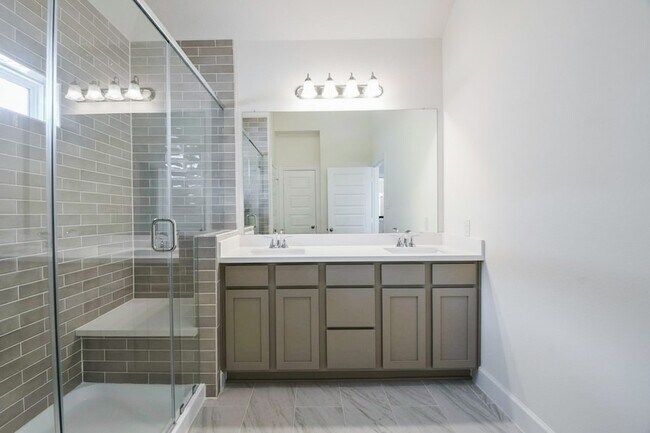 Building Photo - 11416 Lucky Fls Dr