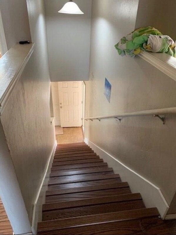 Building Photo - 611 W Shadow Ridge Way