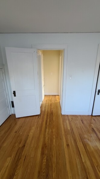 Building Photo - 464 W Marshall St