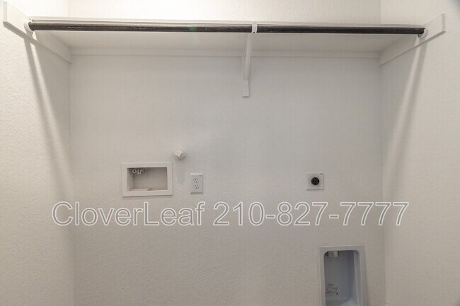 Building Photo - 12822 Ratcliff Lk