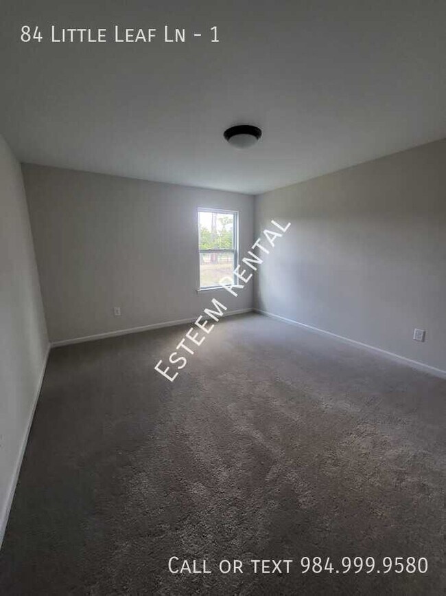 Building Photo - 84 Little Leaf Ln