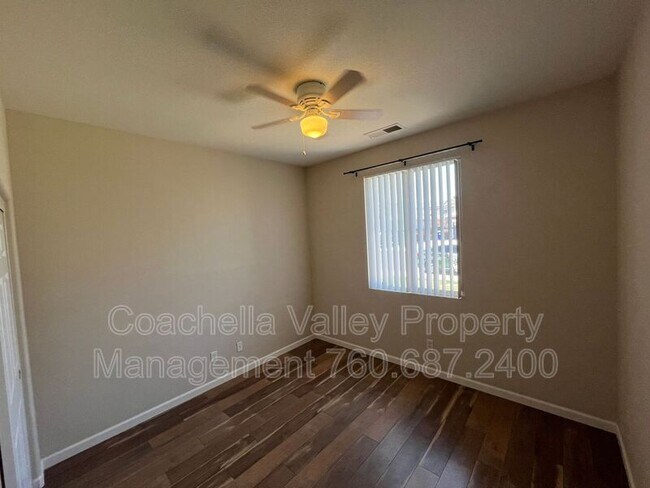 Building Photo - 49126 Pluma Roja Pl