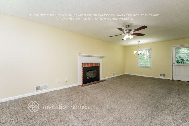 Building Photo - 452 Tower Pl