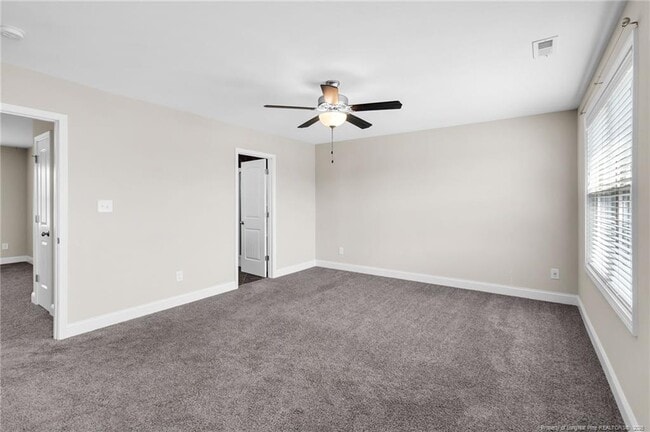 Building Photo - 5344 Debut Ave
