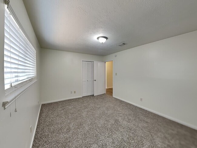 Building Photo - 4907 Eagle Trail Dr