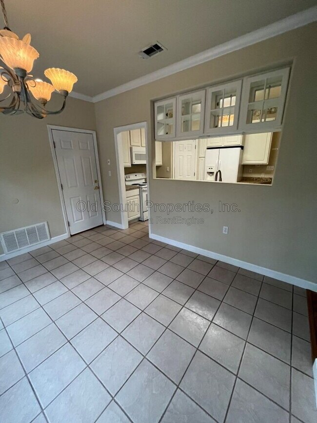 Building Photo - 754 Crooked Oak Dr