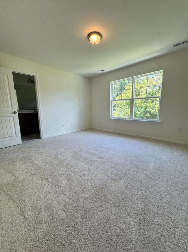Building Photo - Brand New 3-Bedroom Townhome for Rent in The Glens at Scott Place ***MOVE IN SPECIAL $500 off fir...