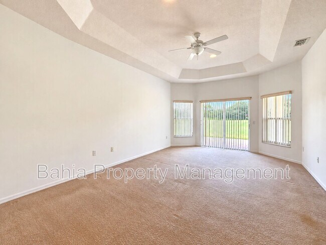 Building Photo - 3525 Sunset Isles Blvd