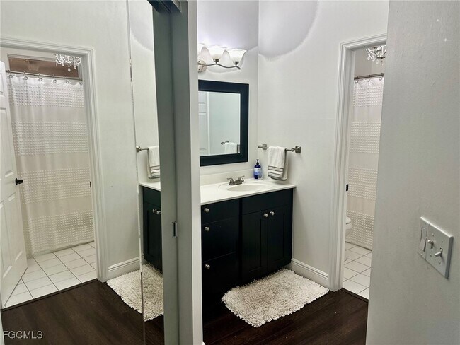 Building Photo - 346 Emerald Bay Cir