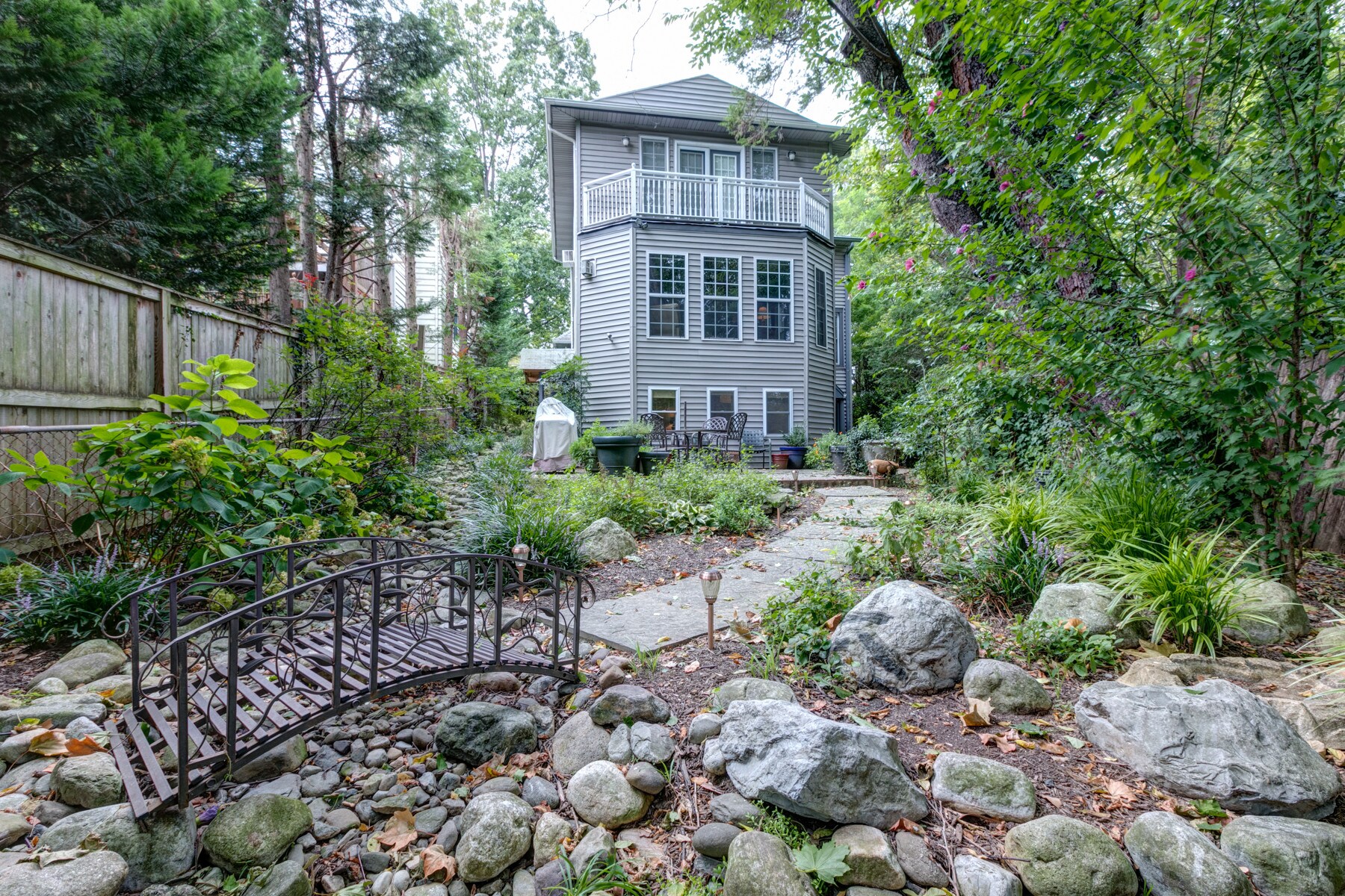 Garden - 4411 38th St NW