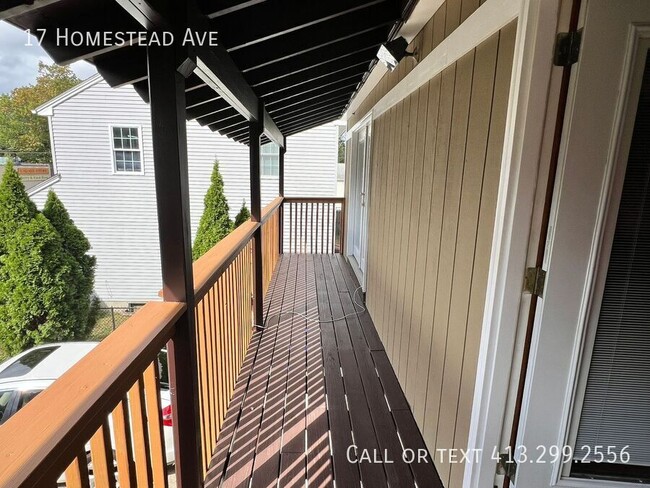 Building Photo - 17 Homestead Ave