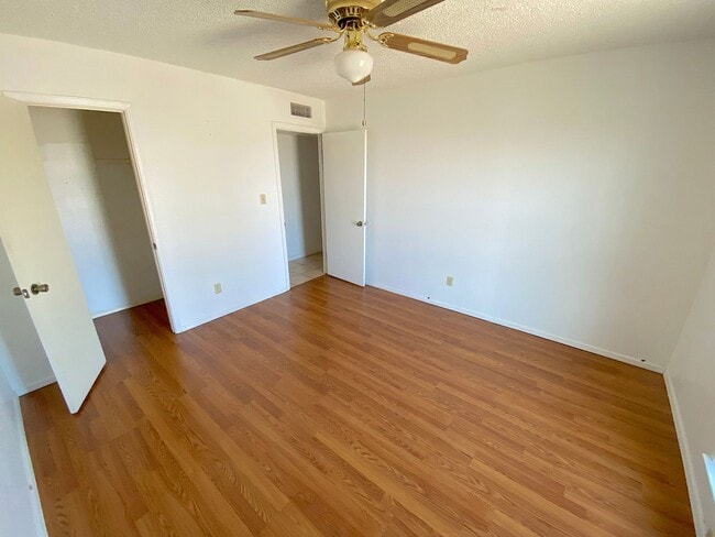 Building Photo - Northeast El Paso 3 Bed Refrig A/C