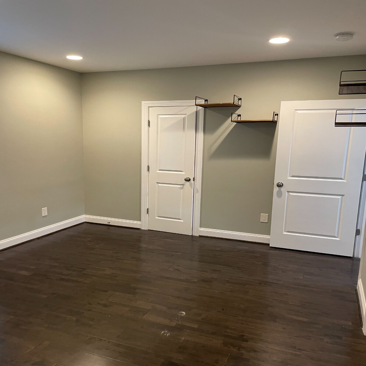 Building Photo - 1721 Trinidad Ave NE