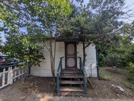 Building Photo - 660 Dora Ave