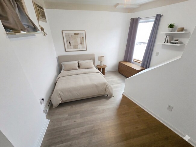 Building Photo - 2327 S Croskey St