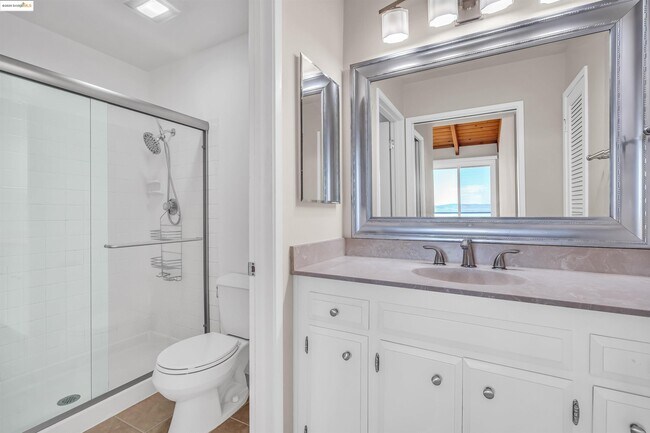 Building Photo - 57 Sereno Cir