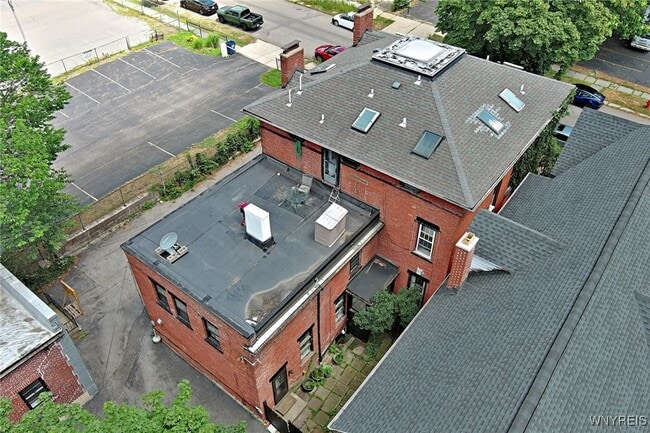 Building Photo - 522 Franklin St
