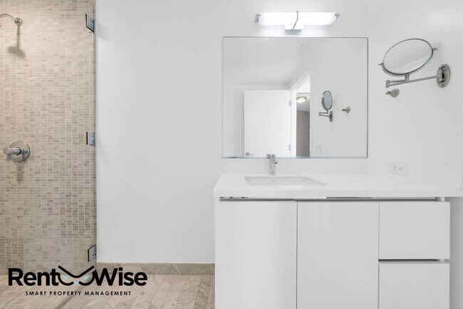 Building Photo - 450 Hayes St