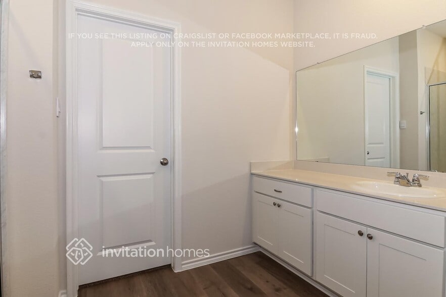 Building Photo - 3912 Malachite Dr