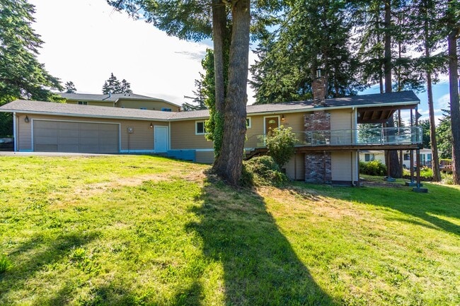 Building Photo - Beautiful Home in Polnell Shores