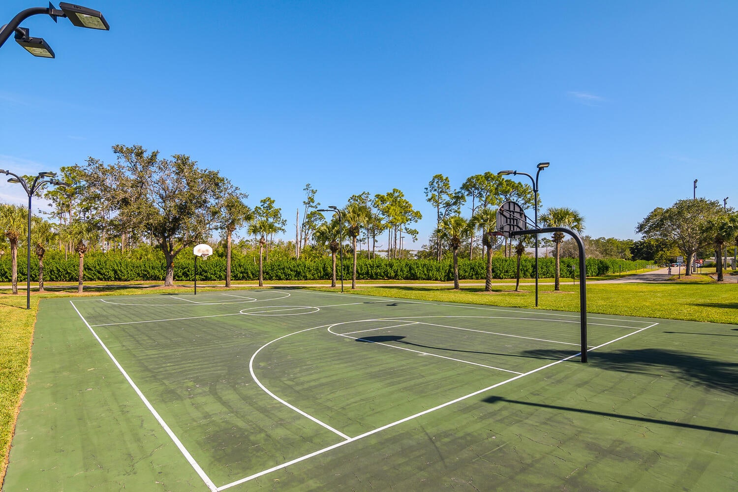 Building Photo - 21572 Brixham Run Loop