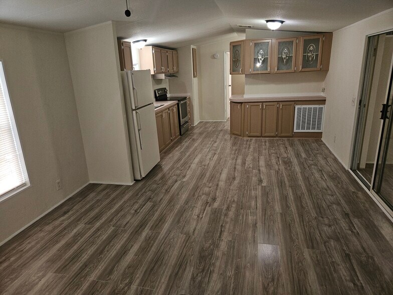 Building Photo - 35250 SW 177th Ct