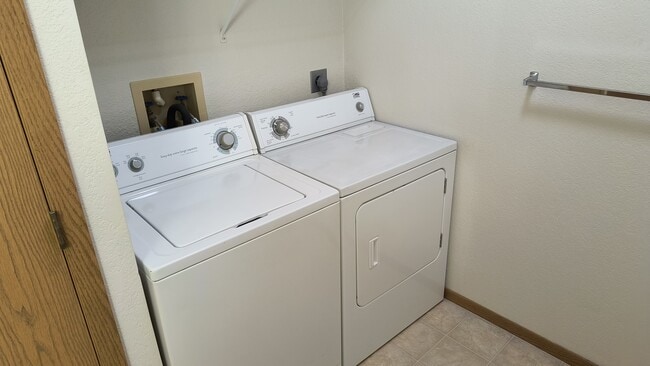 Laundry - 251 6th St