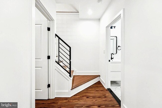 Building Photo - 2602 Earp St