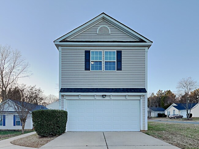 Building Photo - 9017 Shenington Pl