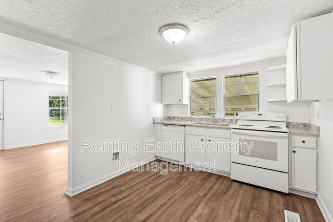 Building Photo - 5308 Adams Ave