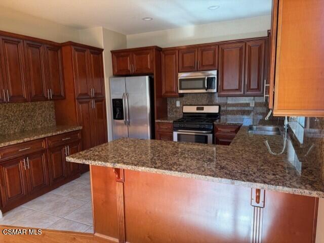 Building Photo - 5502 Salerno Dr