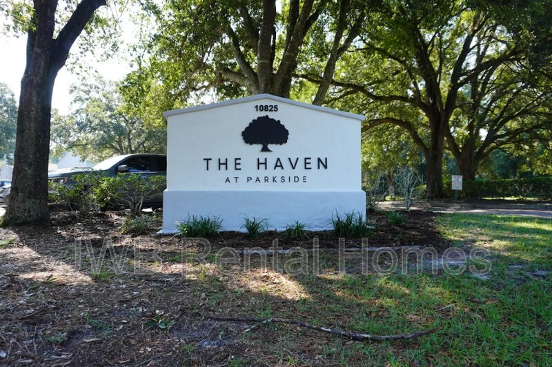Primary Photo - 10825 Key Haven Blvd