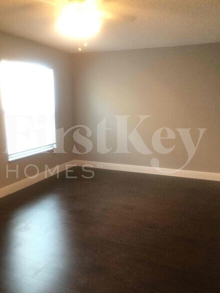 Building Photo - 5896 Triphammer Rd