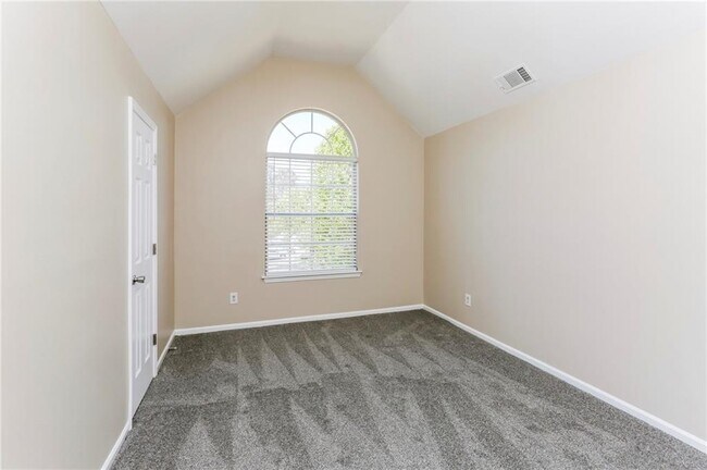 Building Photo - 5150 Rock Pl Dr SW